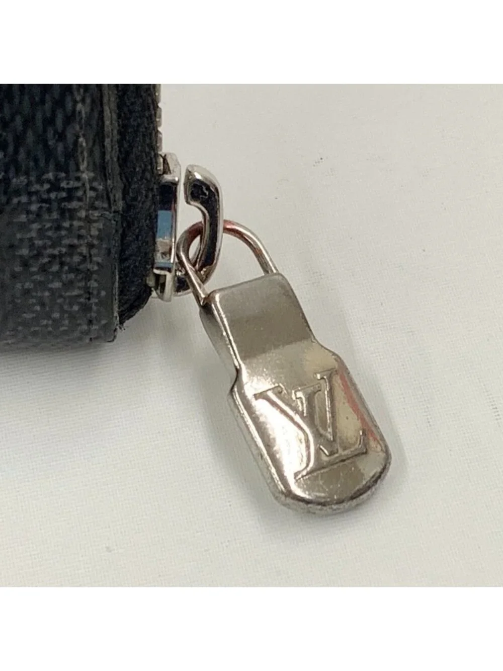 Louis Vuitton Damier Graphite Zippy Wallet Vertical Zip Around Black